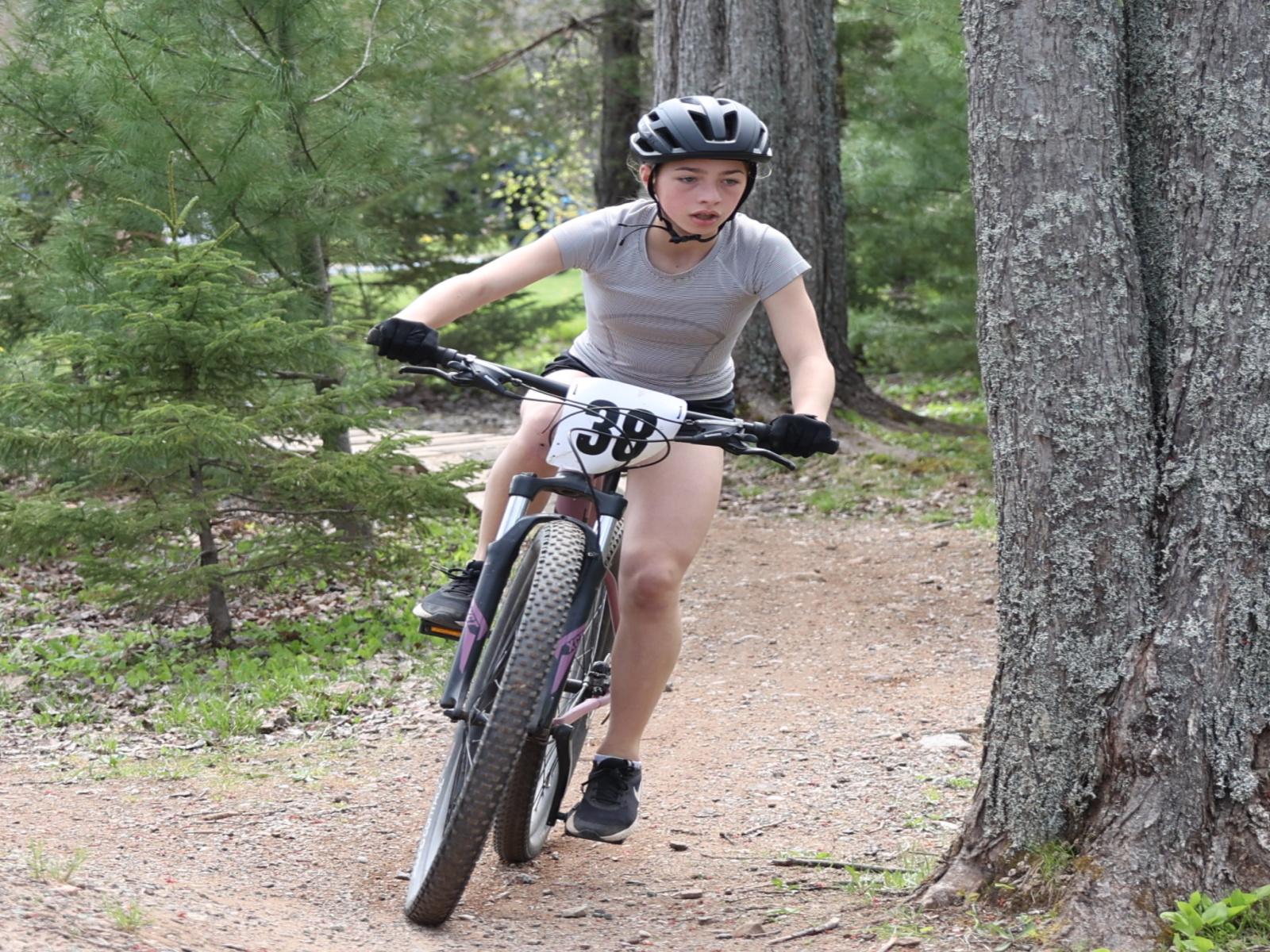 Maelle Bourque 1600 x 1200