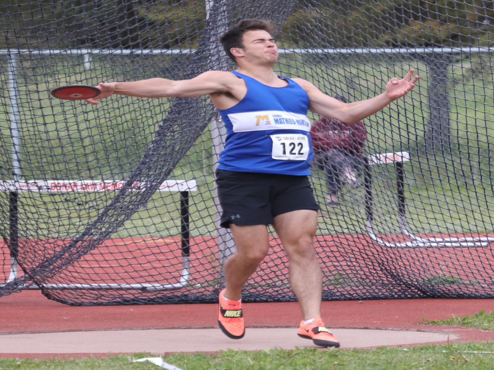 Guillaume Basque disque 2 or 1600 x 1200