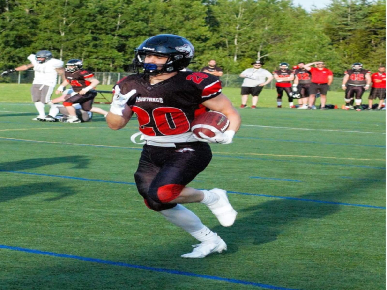 Des membres des Mustangs récompensés Image 1