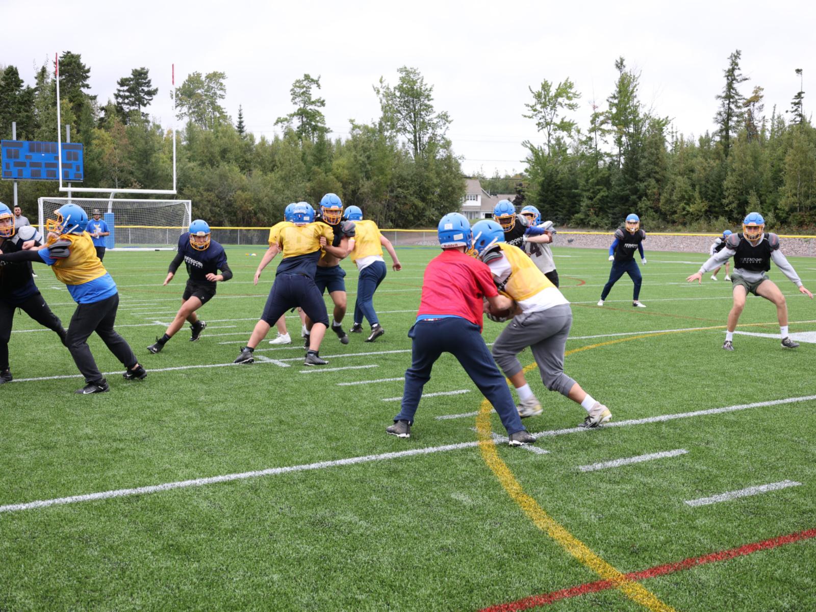Football scolaire : le Bowl de l’Acadie promet jeudi soir Image 1