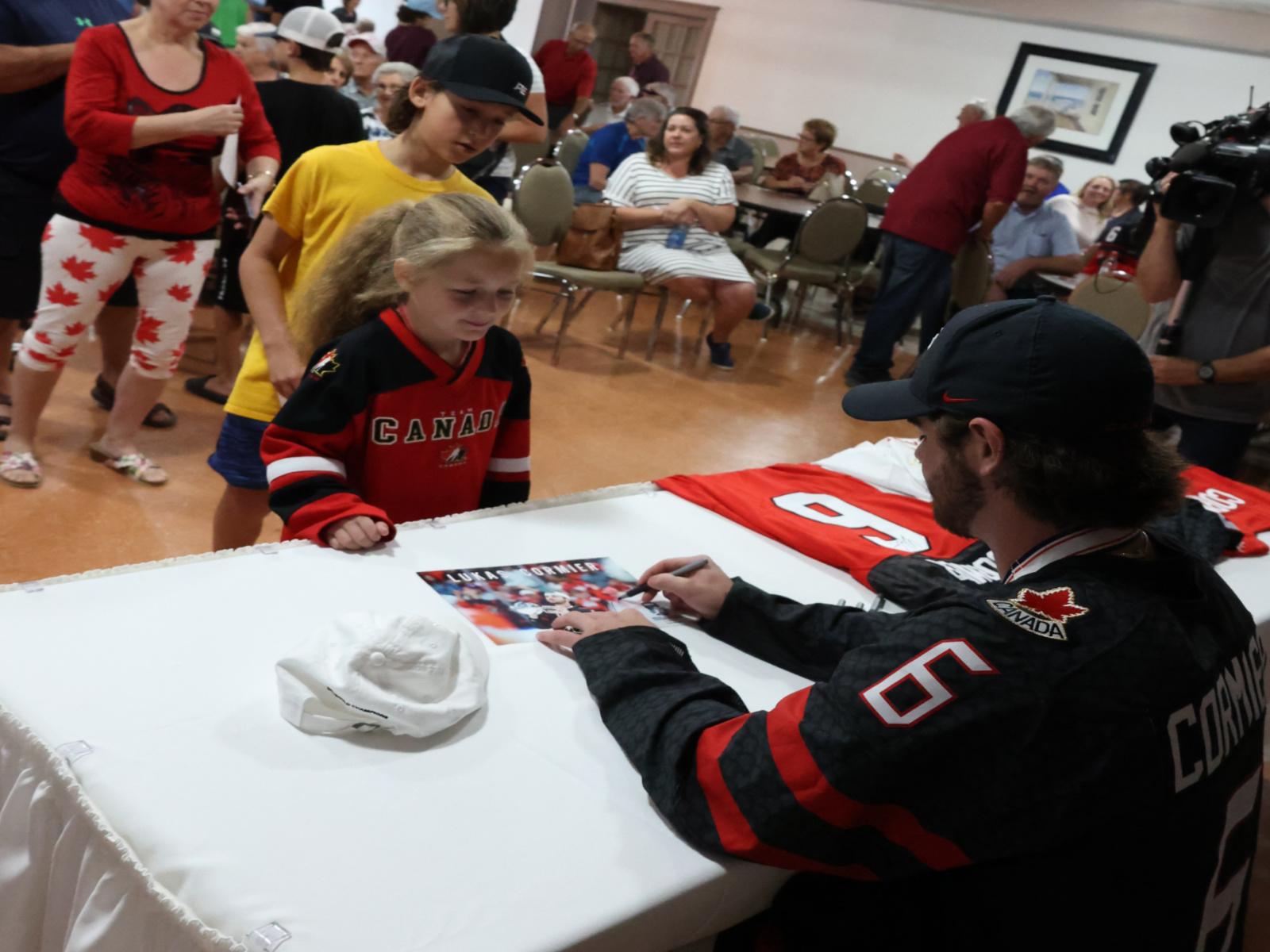 signature 2 1600 x 1200