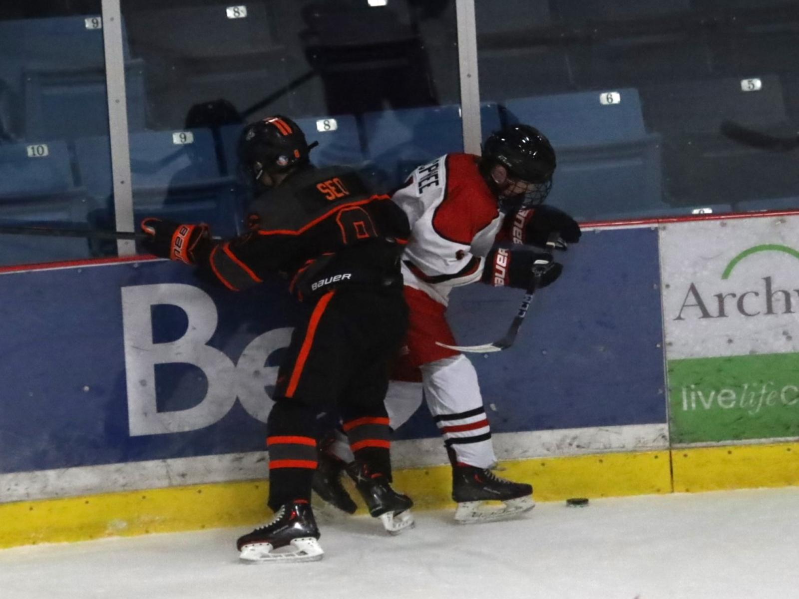 Hockey -15 ans : Les Hawks et les Flyers s’affrontent ... Image 1