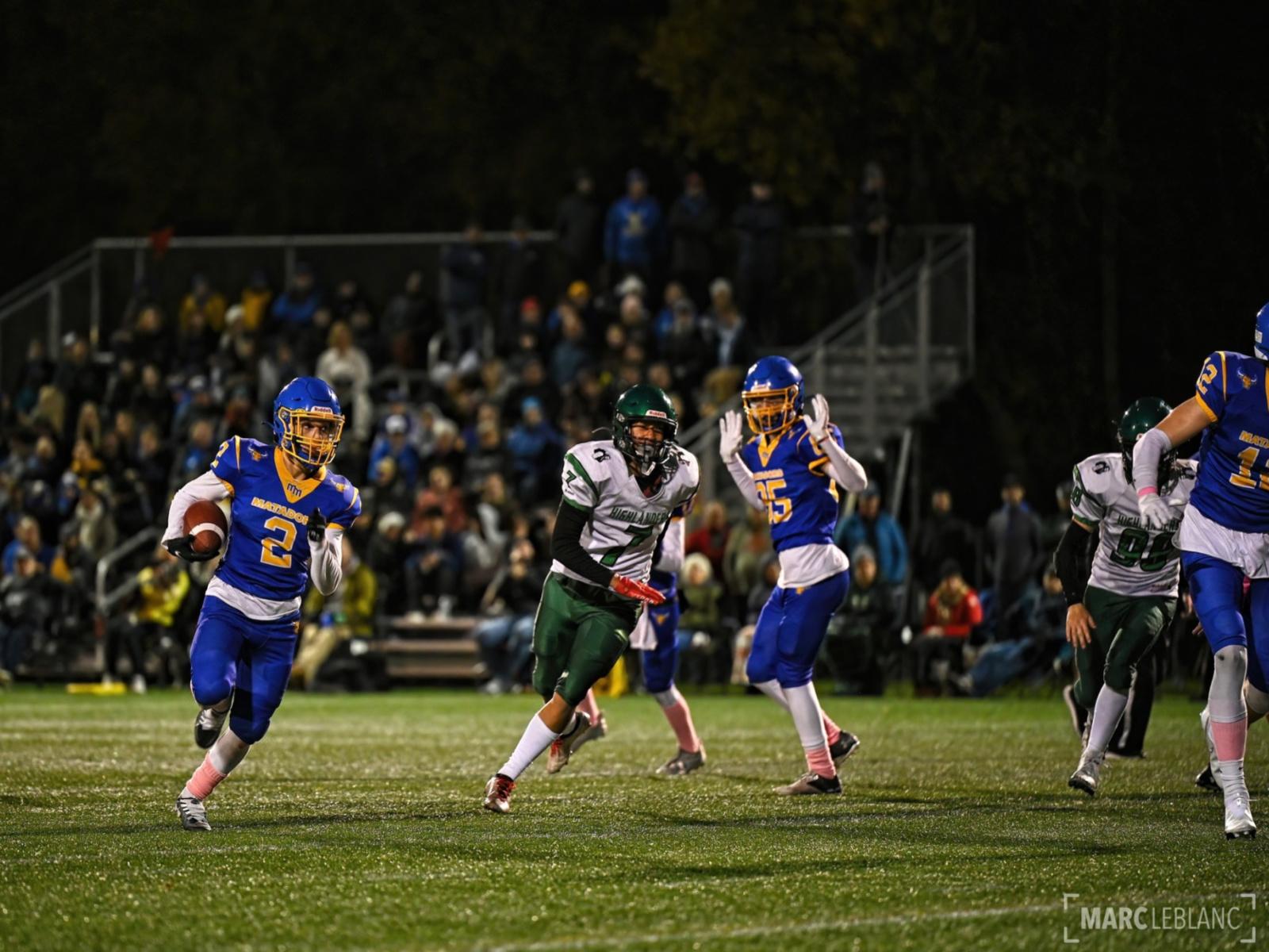 Football : les Matadors trébuchent de peu face aux ... Image 1