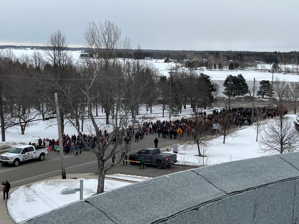 3F0FBA0D 16BE 4B1E B40B C9EFDA56FFF2 Medium