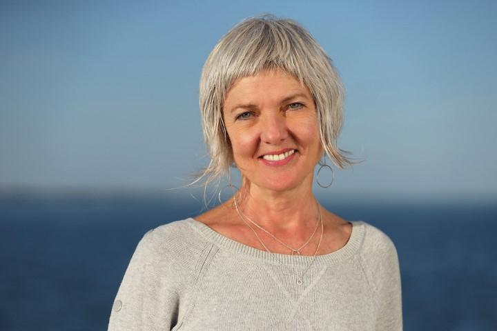 0421 Francopresse Série secondaire Arts 2 Nancy Juneau Cr. Julie DAmour Léger Small