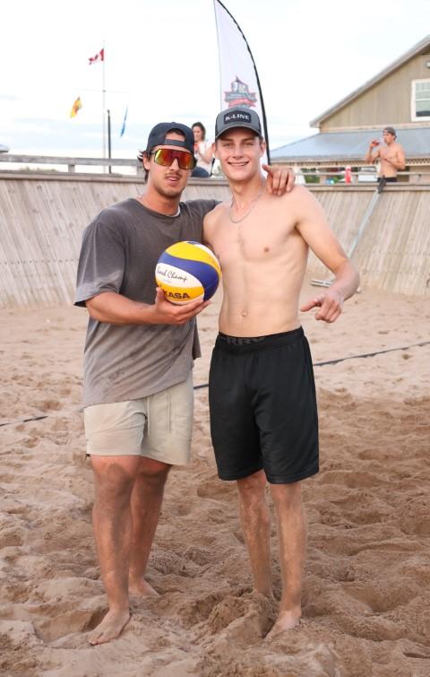 Liam Pelletier et Zachary Saulnier Small