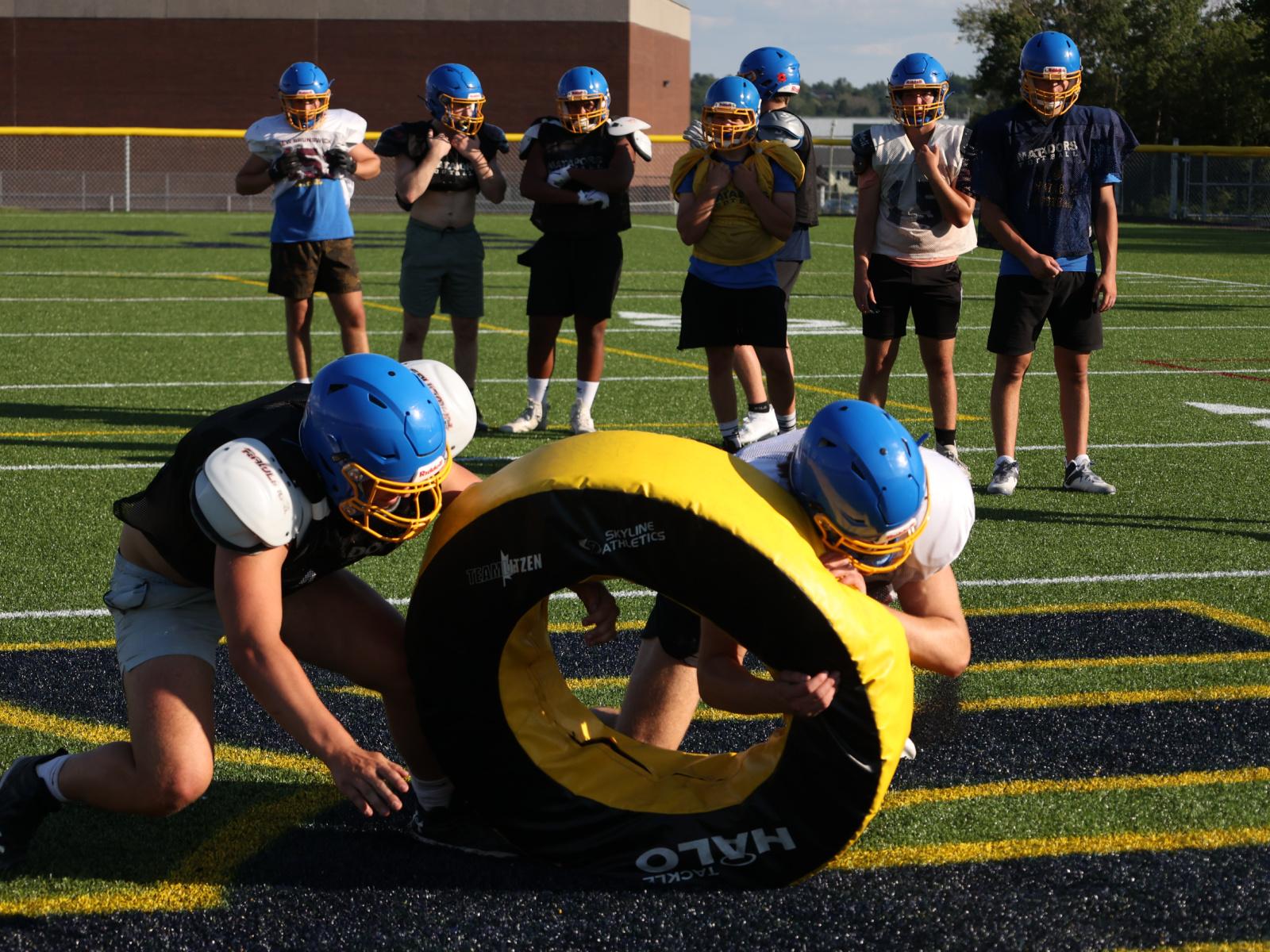 L’équipe de football des Matadors attire les jeunes Image 1