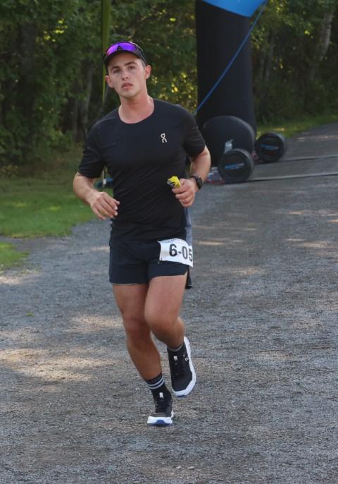 Simon Elsliger Small