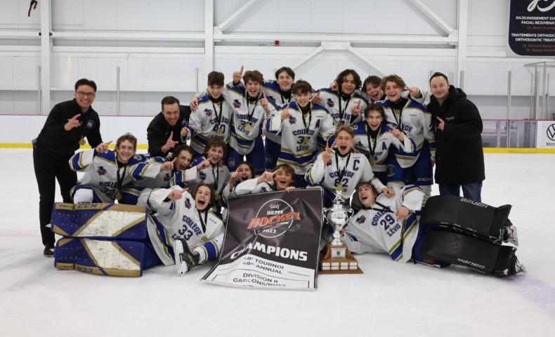 Collège Lévis champions division 2 26 novembre Small