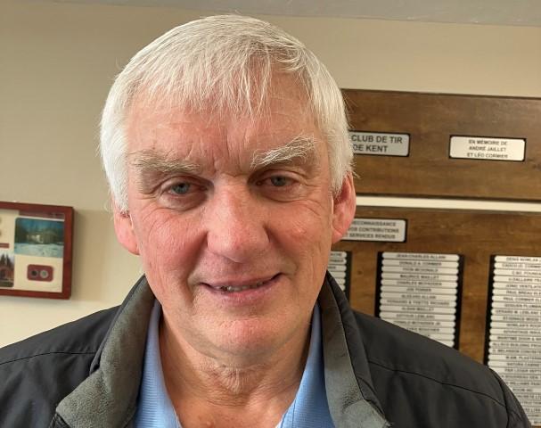 Arnold Vautour Small