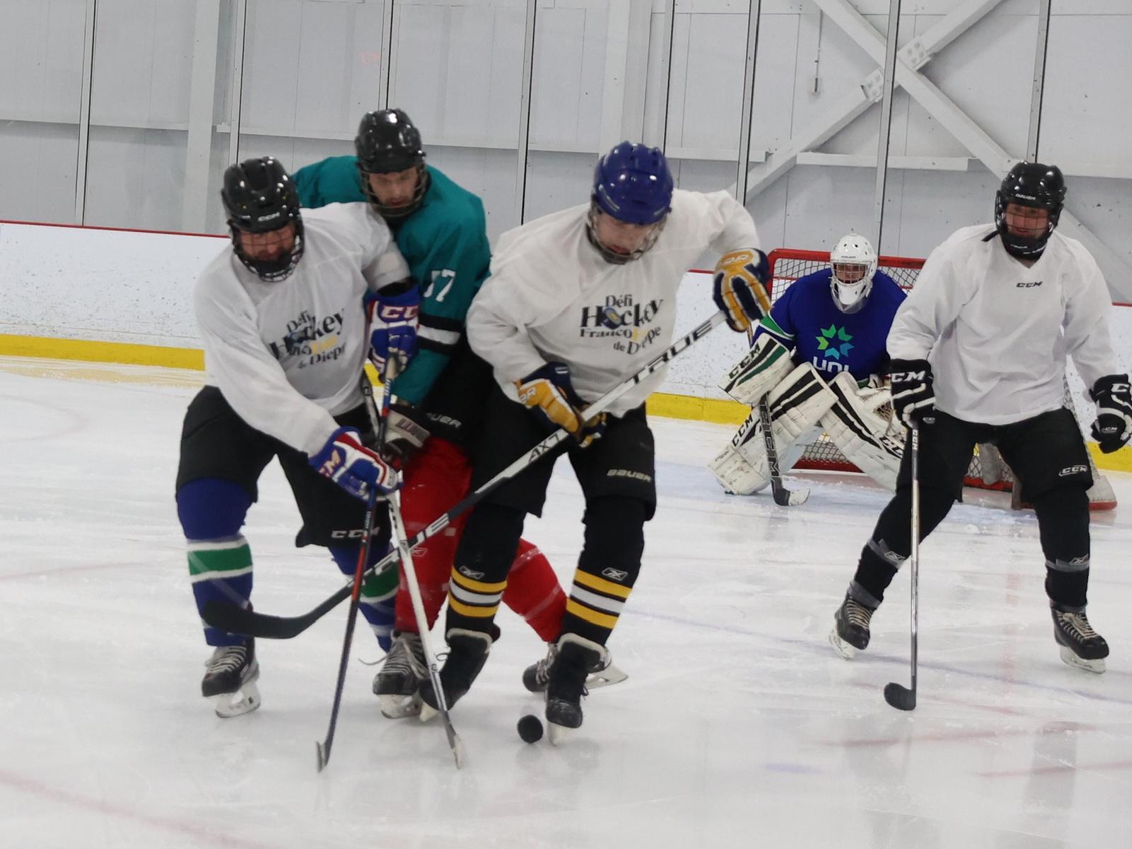 Ingénieurs et UNI sont les champions du 19e Tournoi ... Image 1