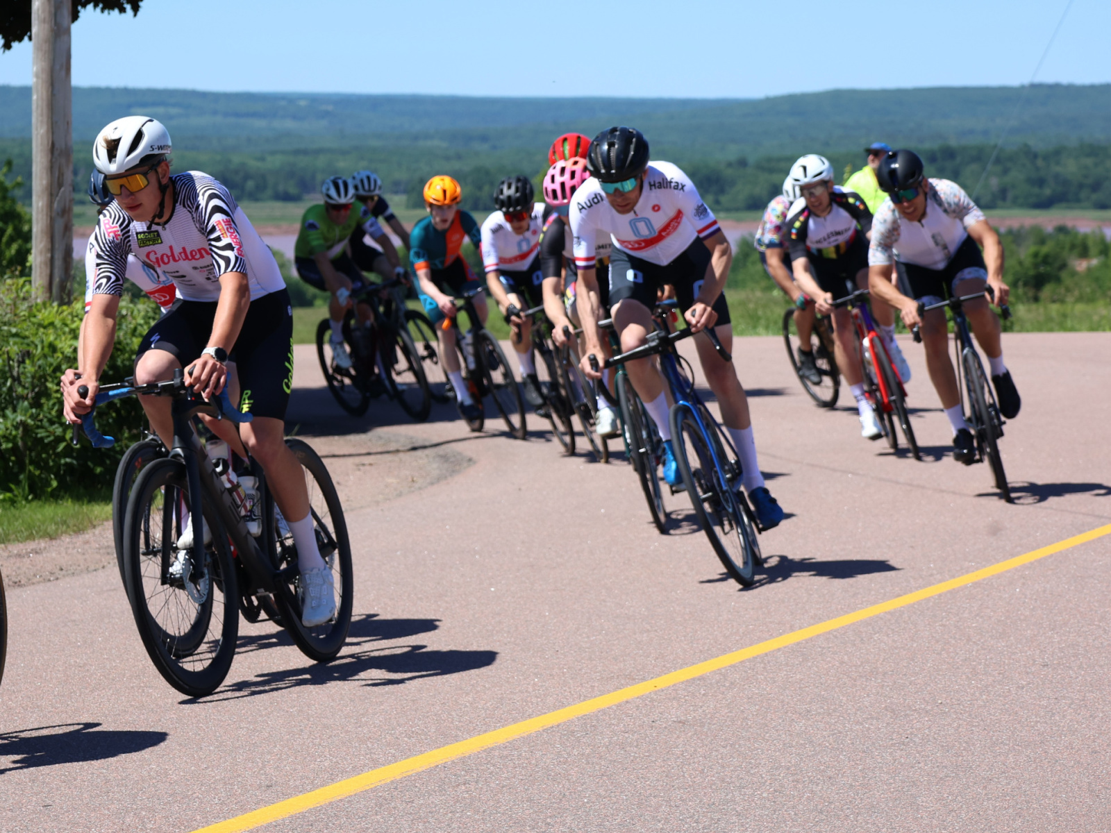 Vélo sur route : Denis LeBlanc et Jean Léger raflent l’or Image 1