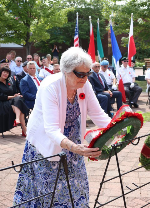 mères anciens combattants Small