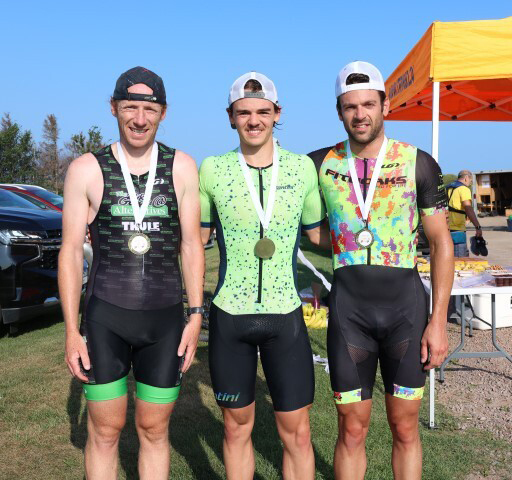 podium hommes Small