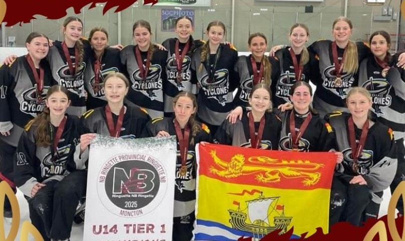 cyclones de Moncton championnes Small