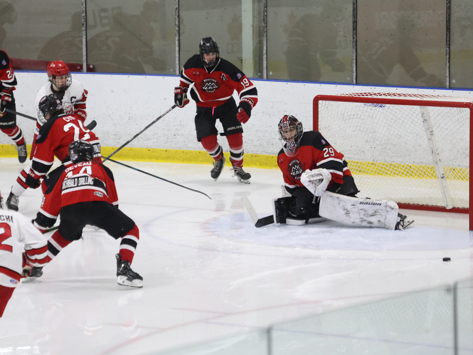 Jacob Pineau donne la victoire aux Flyers Image 1