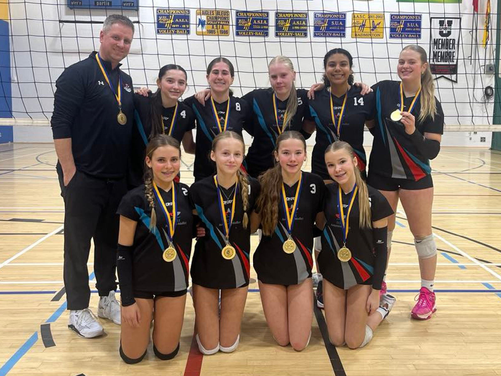 Volleyball : Antonine-Maillet rafle le titre filles Image 1
