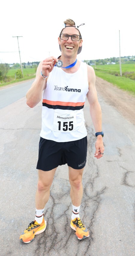 Jean Marc Doiron avec sa médaille dor Small