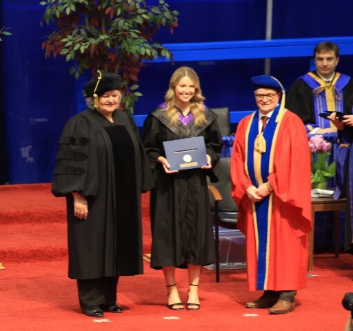 Vie étudiante - 1503 diplômes remis par l’Université de Moncton - Le ...