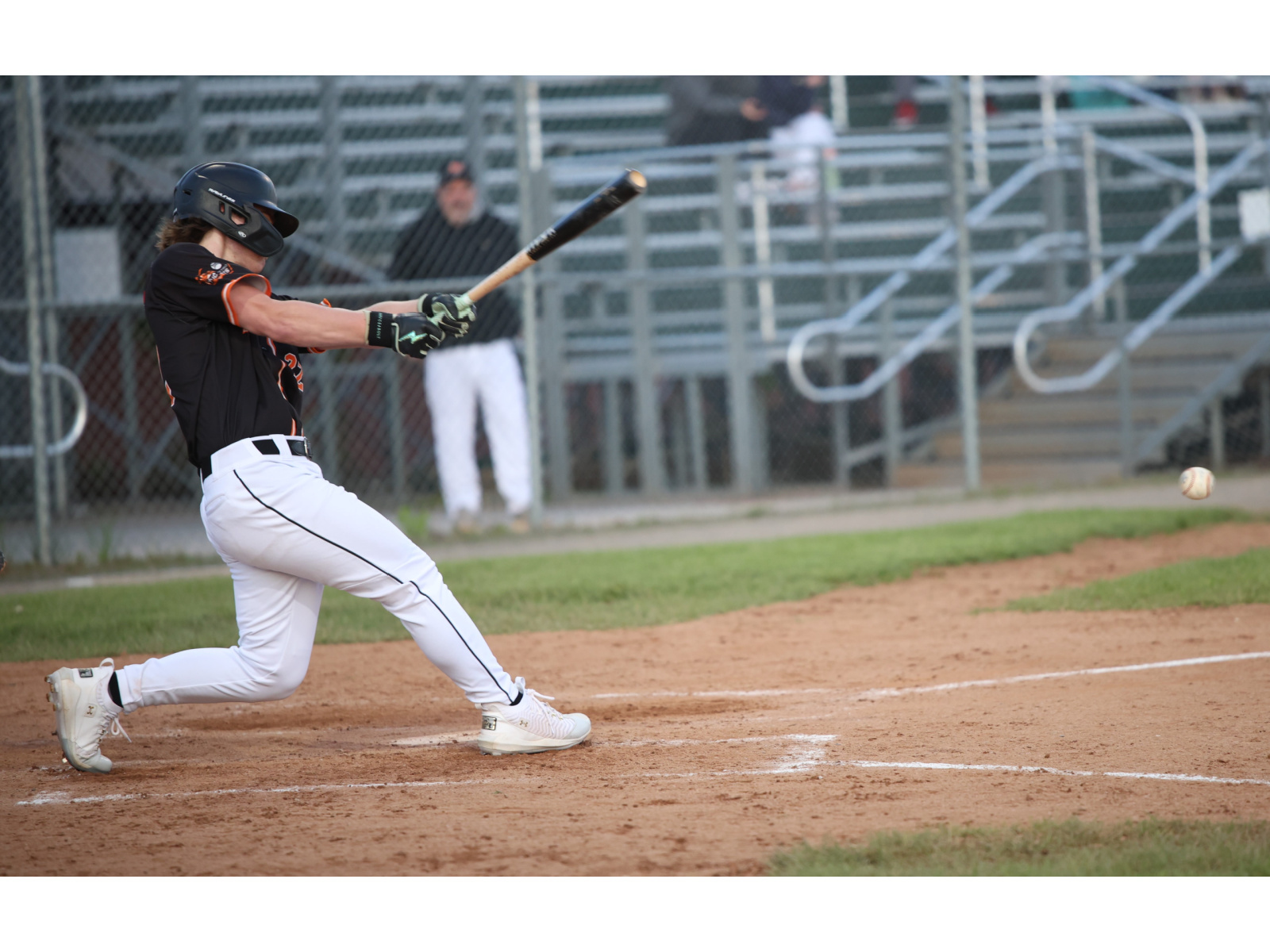 Les Mudcats M18 ans baissent pavillon Image 1
