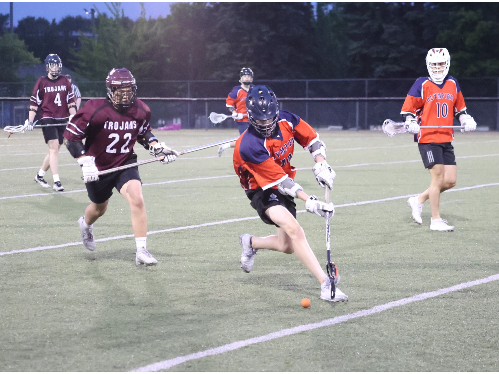 Trojans et Purple Knights en finale de la crosse Image 1