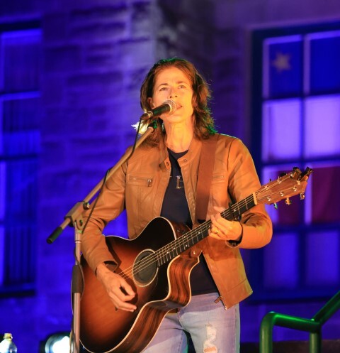 Tina Gautreau Small