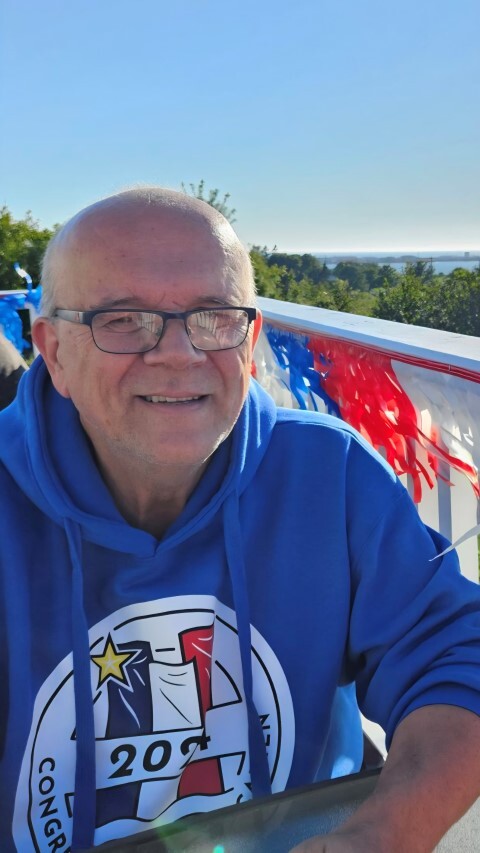 Eěmile Gallant Small