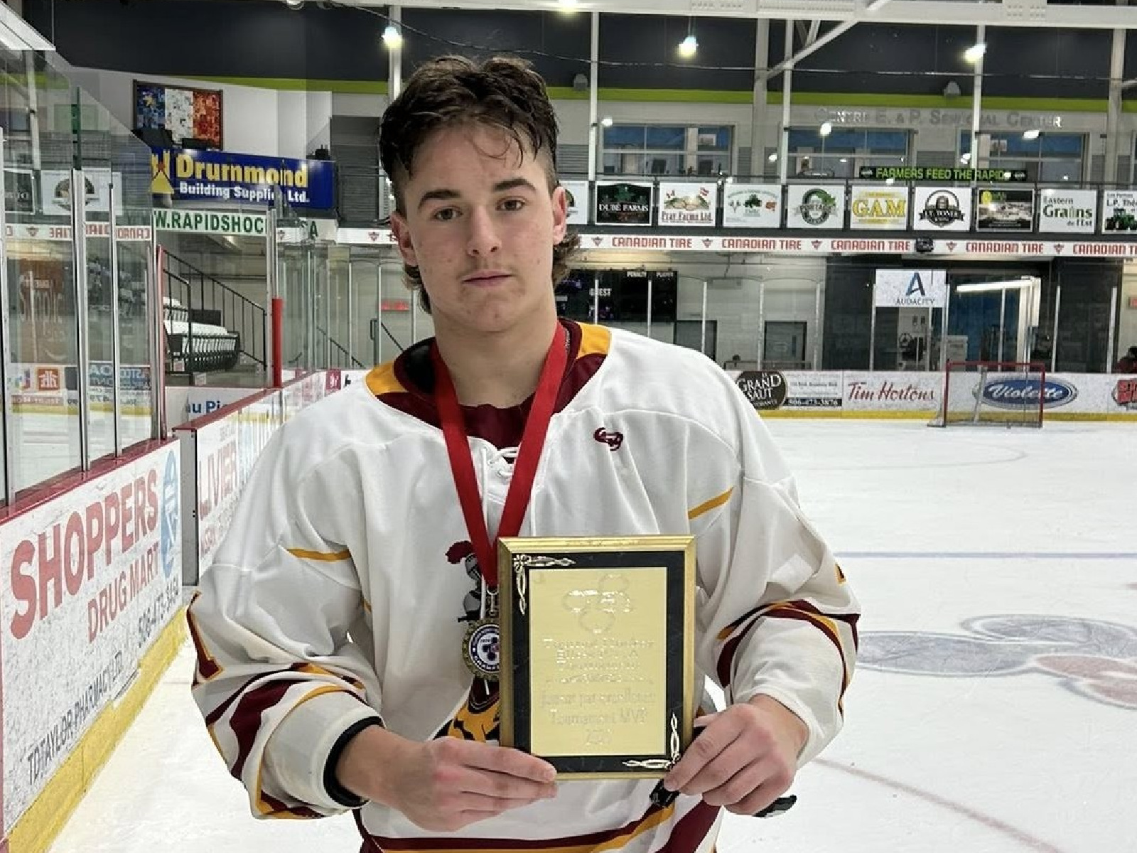 Xavier LeBlanc donne la victoire et le championnat aux ... Image 1