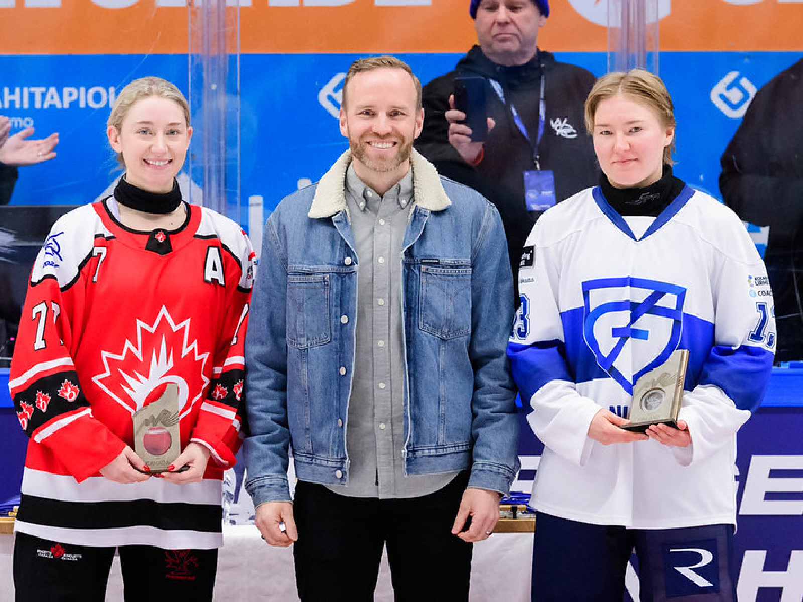 RINGUETTE MONDIALE : BRITNEY SNOWDON EST NOMMÉE JOUEUSE PAR ... Image 1