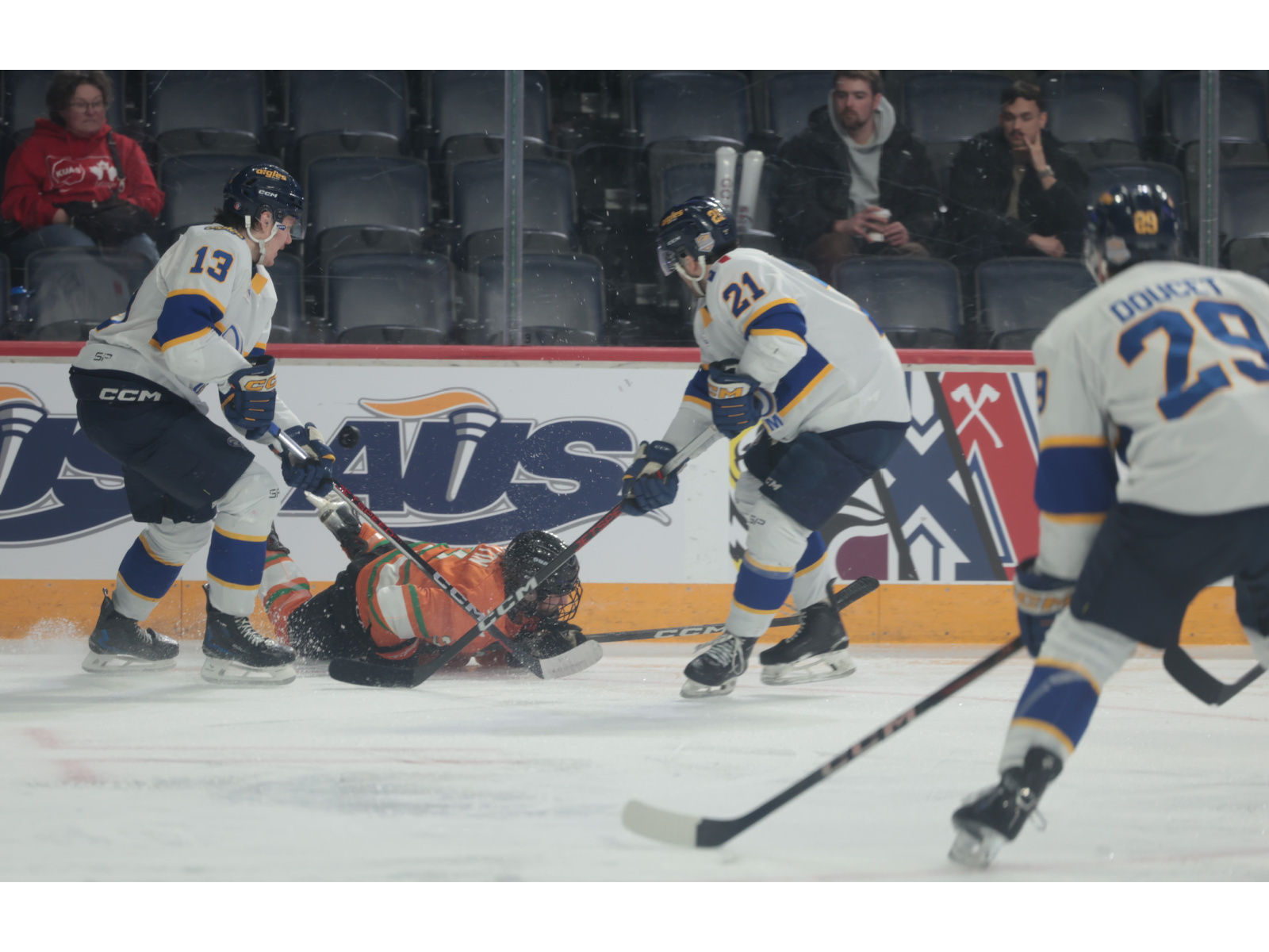 La saison des Aigles Bleus s’achève brutalement face aux ... Image 1