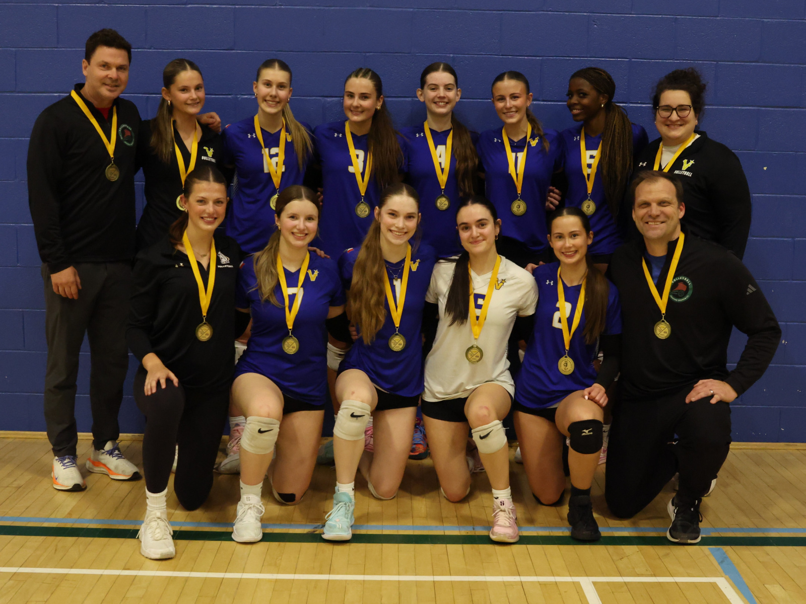 Vedettes et Corsaires championnes au campus de Moncton Image 1