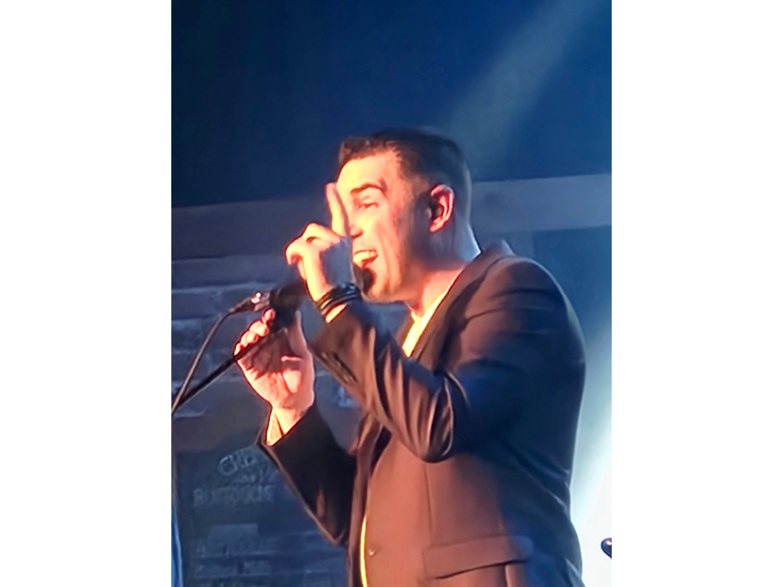 Sébastien Doiron lance À mi-chemin devant une salle comble Image 1