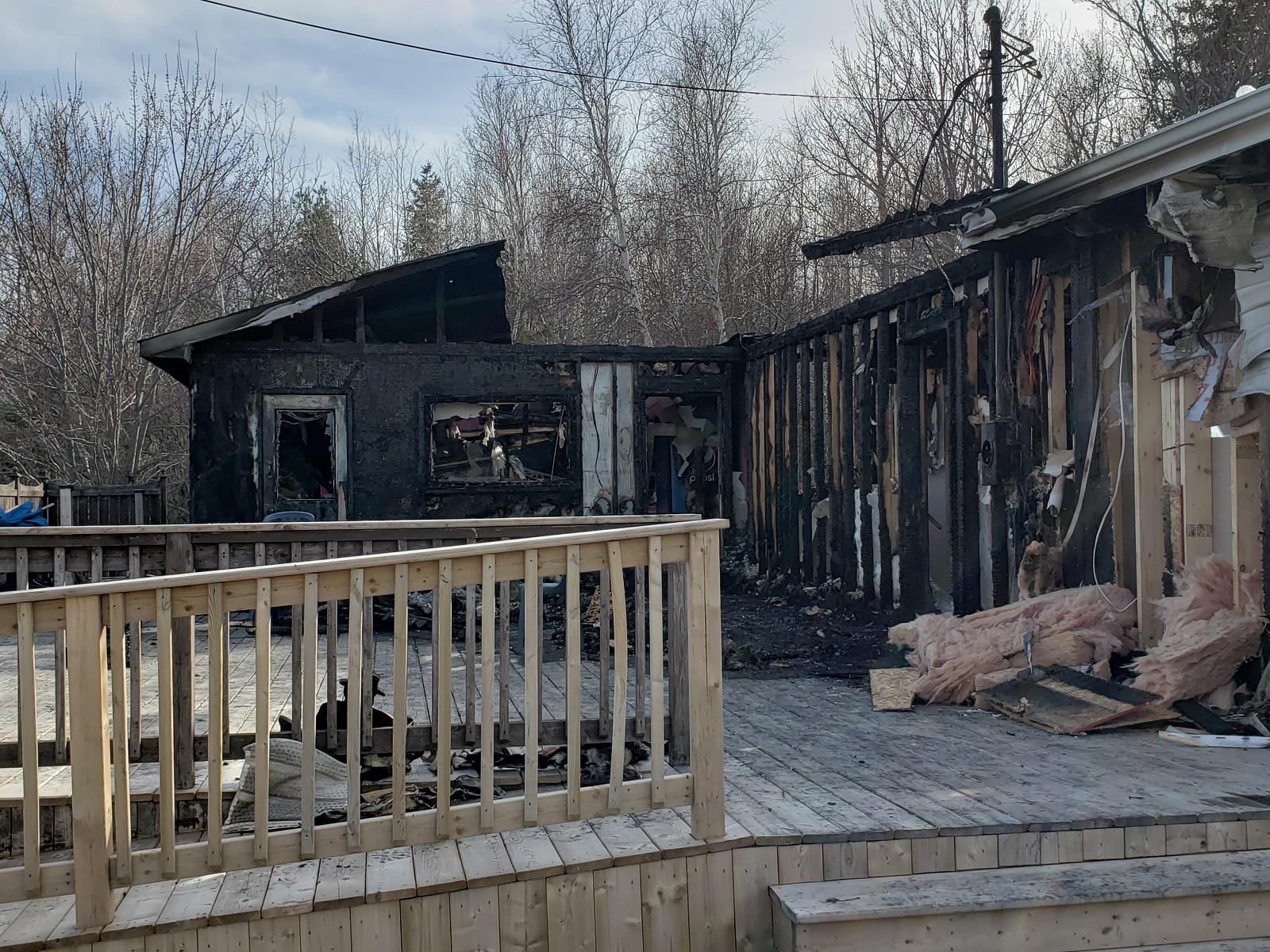 CAP-PELÉ : CHEZ CAMILLE TAKE-OUT MIS EN VENTE POUR DÉFAUT ...