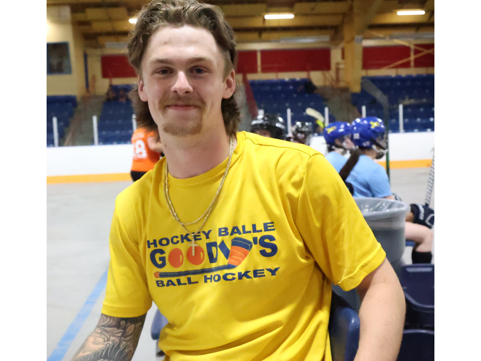 Dylan MacKinnon avec les Mariners Image 1