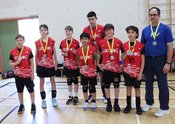 Hounds finalistes Small