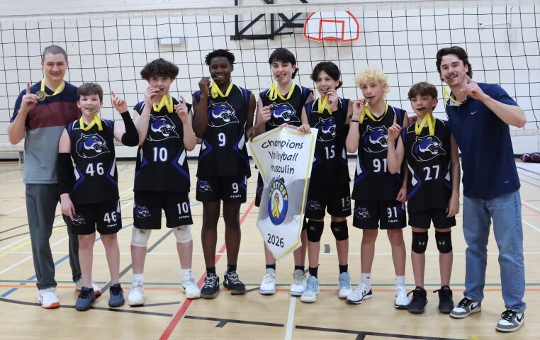 Place des jeunes champions 18 avril gars Small