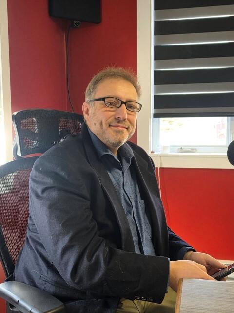 André Thériault Small