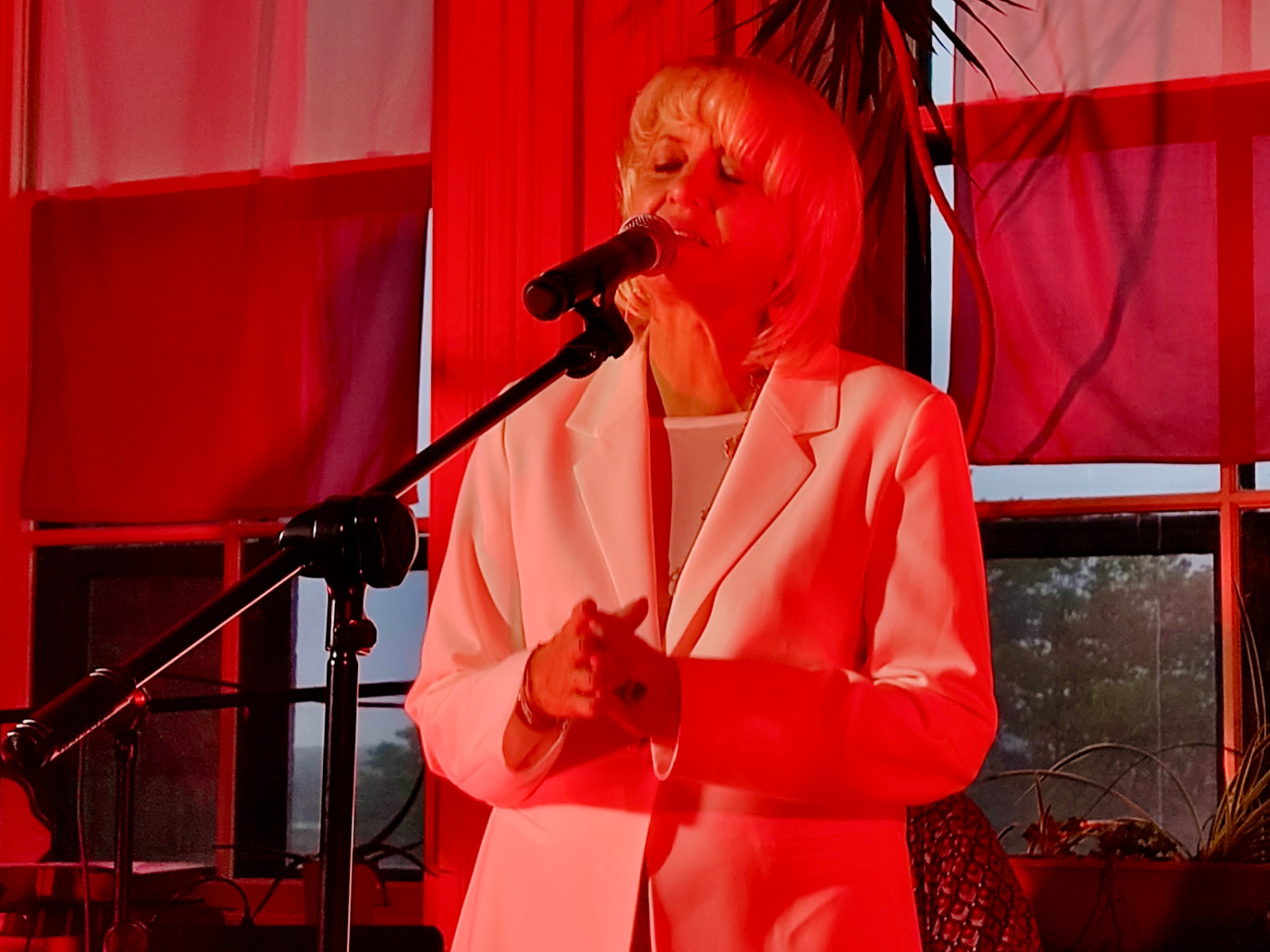 Lina Boudreau dévoile Ciel rouge devant un public conquis