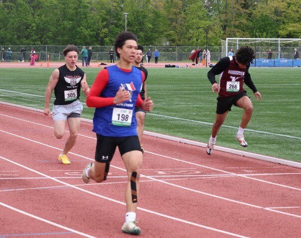 Patryk Brudkowski au loir 100m junior gars. Small