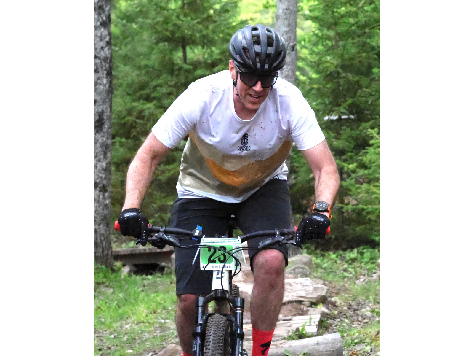 Vélo de montagne : MacDonald est le plus rapide des hommes