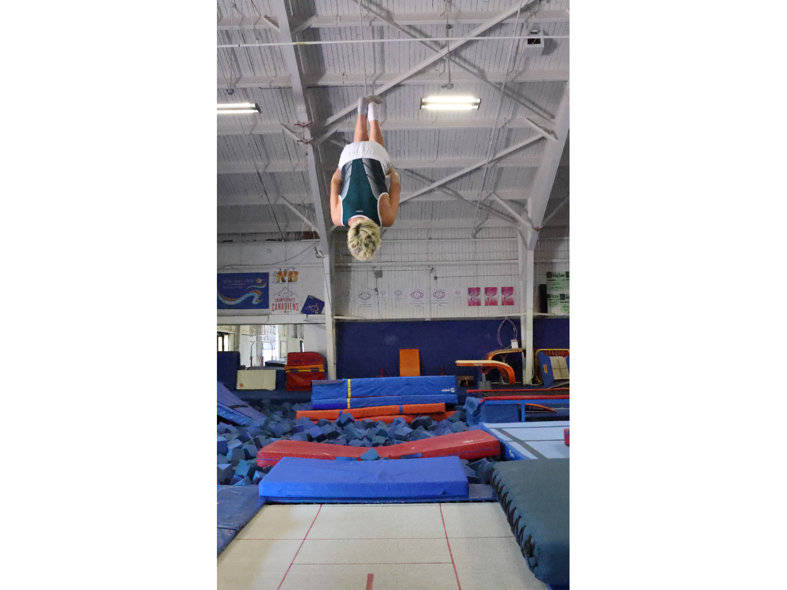 Le trampoline gagne en popularité chez les jeunes de la ...