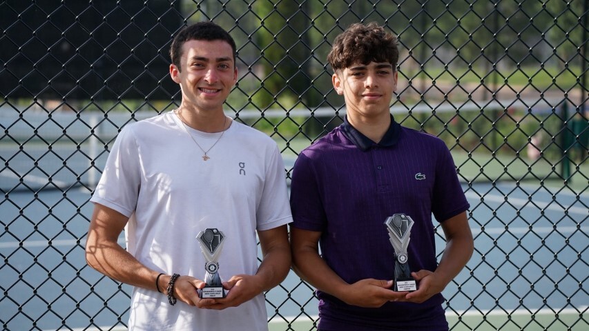 Xavier Daigle et Rafael Chiasson Small