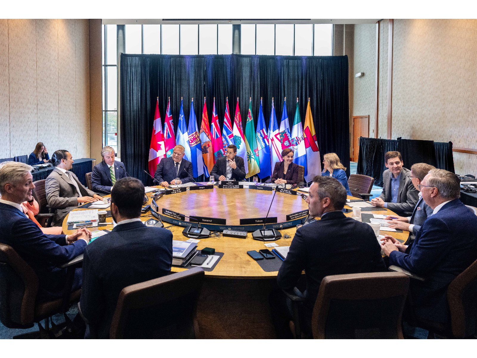 Les premiers ministres misent sur l'énergie et le commerce ... Image 1