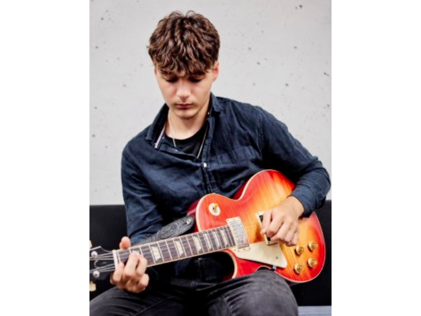 VIVRE SA VIE « AU MAX », EN L’HONNEUR DU GUITARISTE MAXIME ...